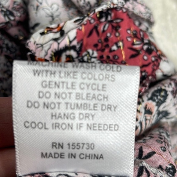 JANE and Delancy multicolored long sleeve‎ boho blouse. Smocked neckline/sleeves - Picture 13 of 13